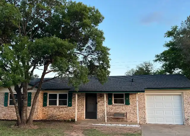 Property at 5413 45th St Unit "Room for Rent", Lubbock, TX, 79414, 3 beds, 2 baths, [object Object]