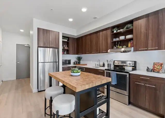 Property at Oxbow49 - 4949 S Landing Dr, Portland, OR, 97239, 0-3 beds, 1-2 bath, [object Object]