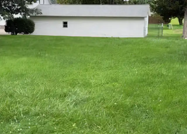 Property at 2715 Lucas St, Muscatine, IA, 52761, 3 beds, 1 bath, [object Object]