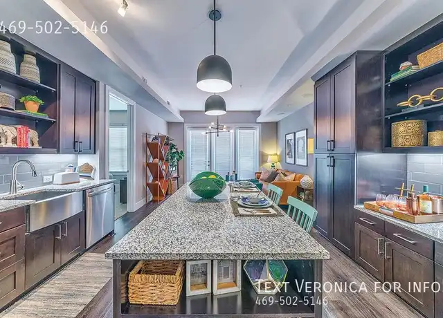 Property at 1212 Singleton Blvd, Dallas, TX, 75212, 2 beds, 2 baths, [object Object]