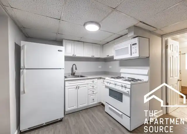 Property at 3521 W Grace St Unit BE, Chicago, IL, 60618, 1 bed, 1 bath, [object Object]