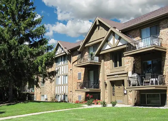 Property at Heatherwick House - 3070 Carskaddon Ave, Toledo, OH, 43606, 1-2 bed, 1 bath, [object Object]