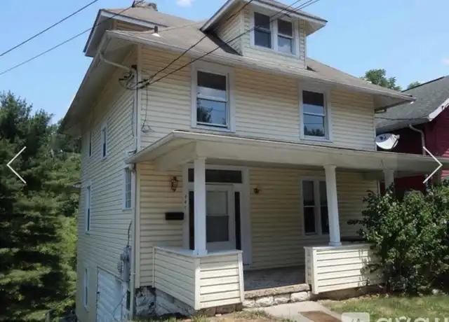 Property at 447 Pennsylvania Ave Unit 1, Morgantown, WV, 26501, 4 beds, 2 baths, [object Object]