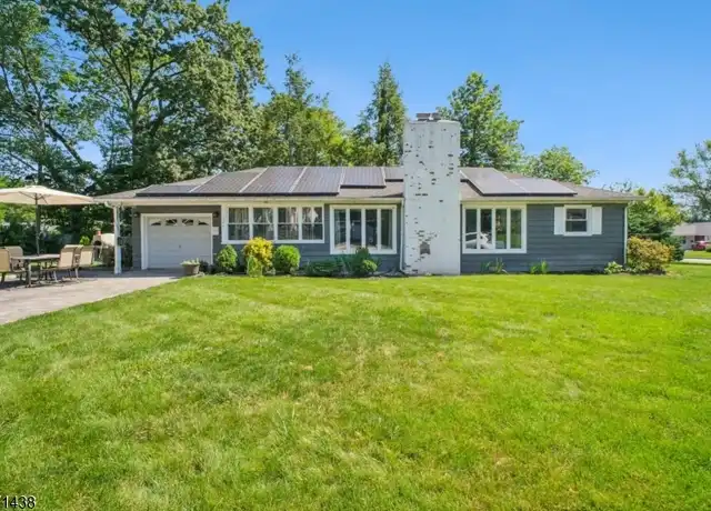 Property at 126 Fieldstone Dr, Springfield, NJ, 07081, 3 beds, 2 baths, [object Object]