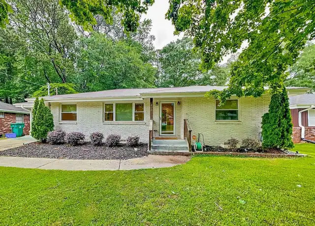 Property at 878 Lake Ct SE, Smyrna, GA, 30082, 3 beds, 2 baths, [object Object]