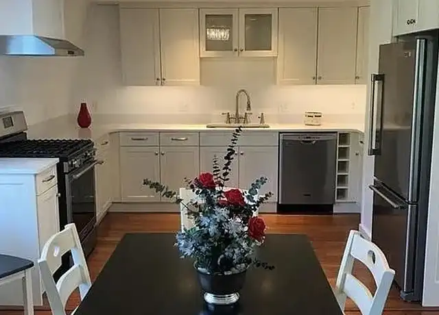 Property at 65 Merton Rd #6, Newport, RI, 02840, 2 beds, 1 bath, [object Object]