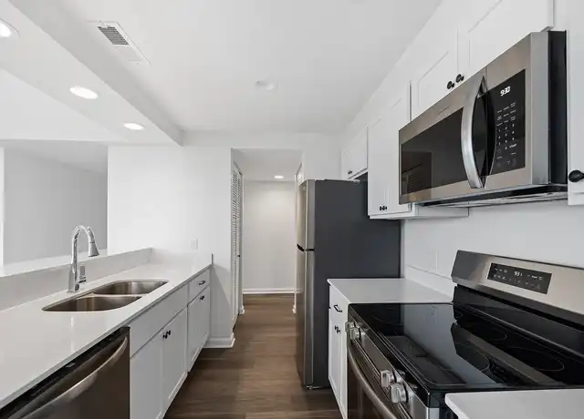 Property at Marott - 2625 N Meridian St, Indianapolis, IN, 46208, 1-2 bed, 1 bath, [object Object]