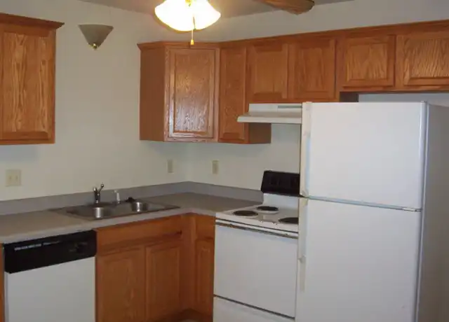 Property at 3319 S Fairway Ave Unit 3321 Fairway, Springfield, MO, 65804, 2 beds, 1.5 baths, [object Object]