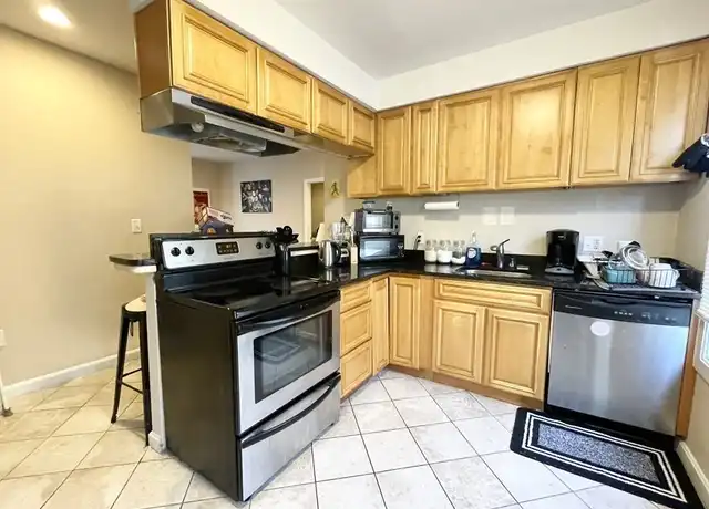Property at 25 Sudan St #3, Boston, MA, 02125, 4 beds, 1 bath, [object Object]