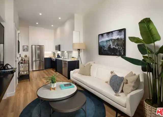 Property at 3223 Wilshire Blvd Unit 204, Santa Monica, CA, 90403, 3 beds, 2 baths, [object Object]