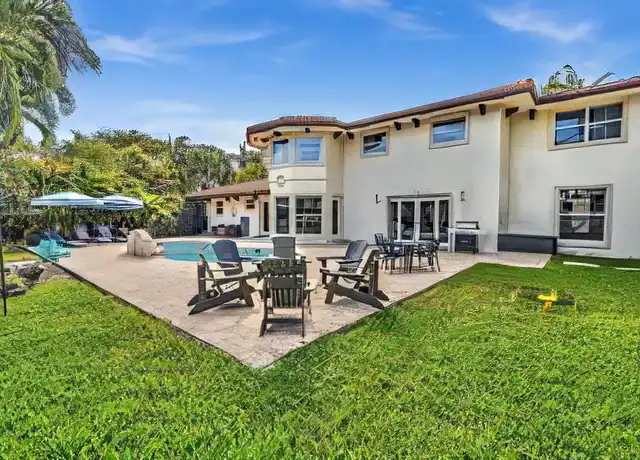 Property at 368 Diplomat Pkwy, Hallandale Beach, FL, 33009, 7 beds, 4.5 baths, [object Object]