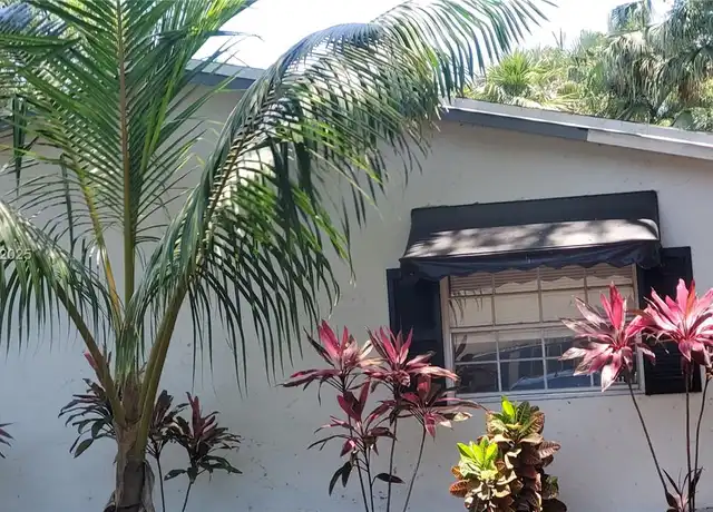 Property at 2350 SW 18th Ter Unit 1-2, Fort Lauderdale, FL, 33315, 2 beds, 1 bath, [object Object]
