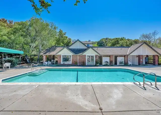 Property at 21 Woodstock Ct, San Rafael, CA, 94903, 2 beds, 1.5 baths, [object Object]