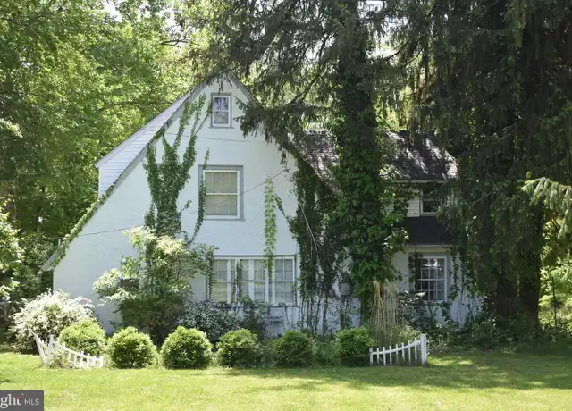 Property at 141 Plymouth Rd, Plymouth Meeting, PA, 19462, 3 beds, 2 baths, [object Object]