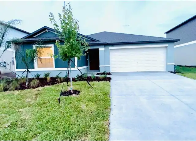 Property at 8917 Little Bluestem Dr, Land O Lakes, FL, 34637, 4 beds, 2 baths, [object Object]