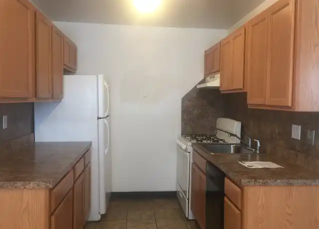 Property at 77 Orange Rd Unit 48, Montclair, NJ, 07042, 2 beds, 1 bath, [object Object]