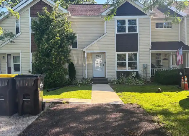 Property at 2504 Oxford Ct, Hatfield, PA, 19440, 2 beds, 1 bath, [object Object]