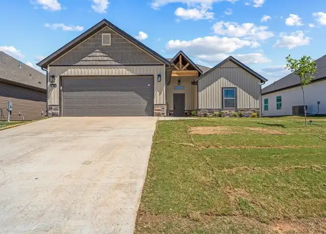 Property at 1050 Sunshine Ct, Centerton, AR, 72719, 3 beds, 2 baths, [object Object]