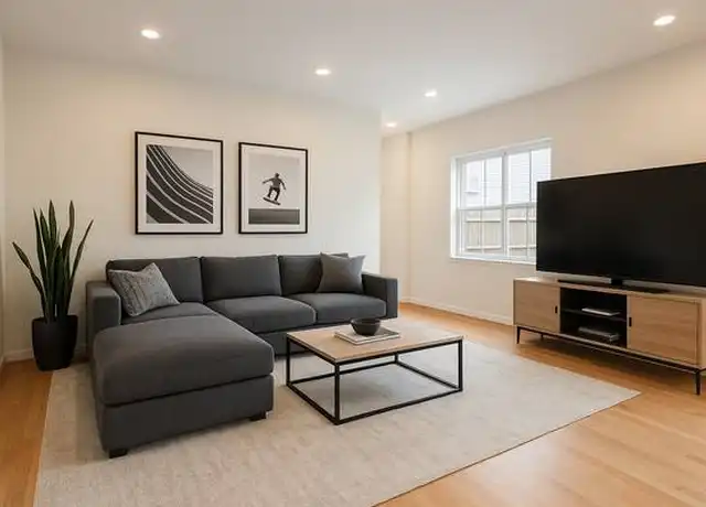 Property at 39 Middle St #1, South Boston, MA, 02127, 3 beds, 1 bath, [object Object]
