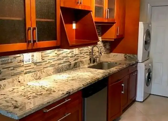 Property at 2900 Banyan St #202, Fort Lauderdale, FL, 33316, 2 beds, 1 bath, [object Object]