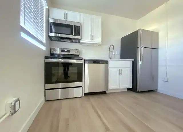 Property at 1620 E Apache Blvd, Tempe, AZ, 85281, 1 bed, 1 bath, [object Object]