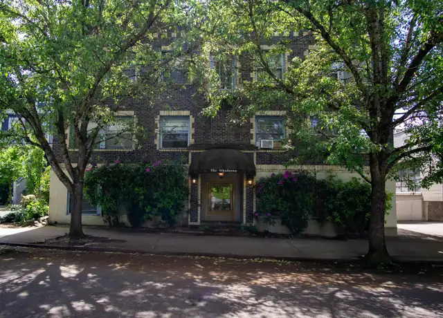 Property at 1904 NE Couch St Unit 204, Portland, OR, 97232, 0 beds, 1 bath, [object Object]