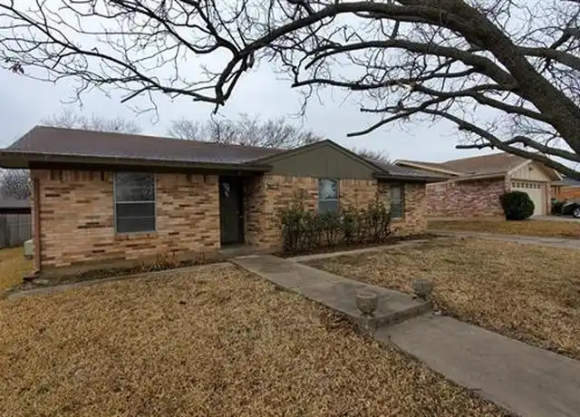 Property at 1108 S Valentine Dr, Sherman, TX, 75090, 3 beds, 2 baths, [object Object]