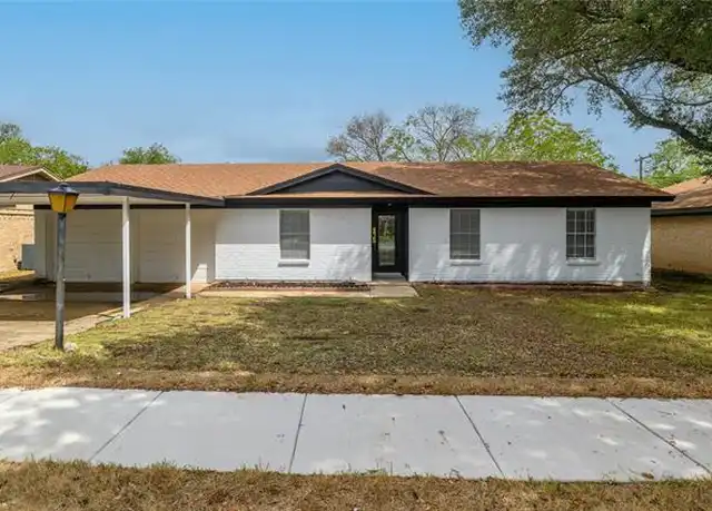Property at 8144 Tumbleweed Trl, Fort Worth, TX, 76108, 3 beds, 2 baths, [object Object]