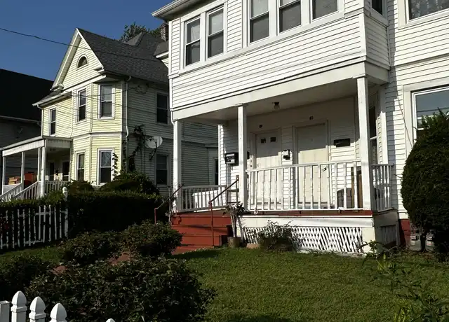 Property at 60 Hazel St, Hartford, CT, 06106, 2 beds, 1 bath, [object Object]