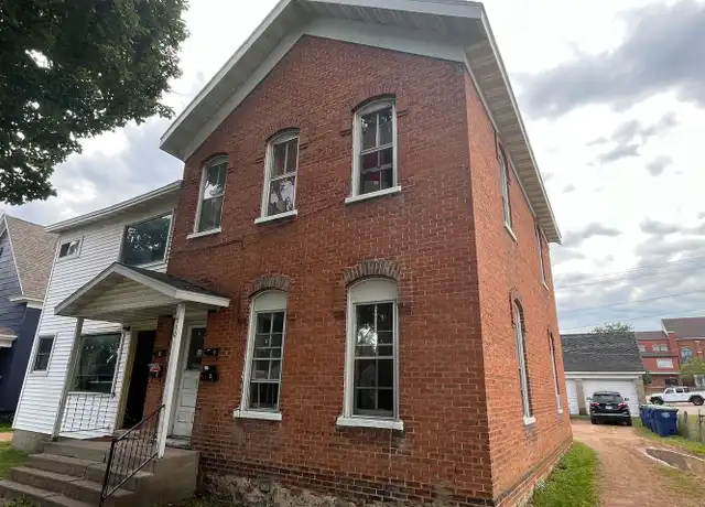 Property at 510 S 4th Ave Unit 1, Wausau, WI, 54401, 2 beds, 1 bath, [object Object]