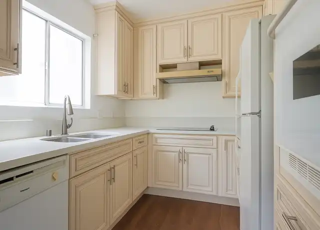 Property at 10622 Kinnard Ave Unit 202, Los Angeles, CA, 90024, 2 beds, 2 baths, [object Object]