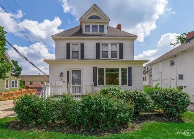 Property at 117 N West St Unit 1, Wheaton, IL, 60187, 2 beds, 1 bath, [object Object]