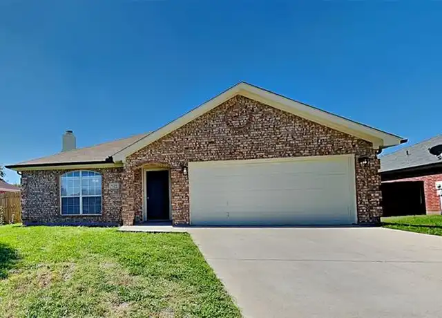 Property at 525 Buckstone Dr, Saginaw, TX, 76179, 3 beds, 2 baths, [object Object]