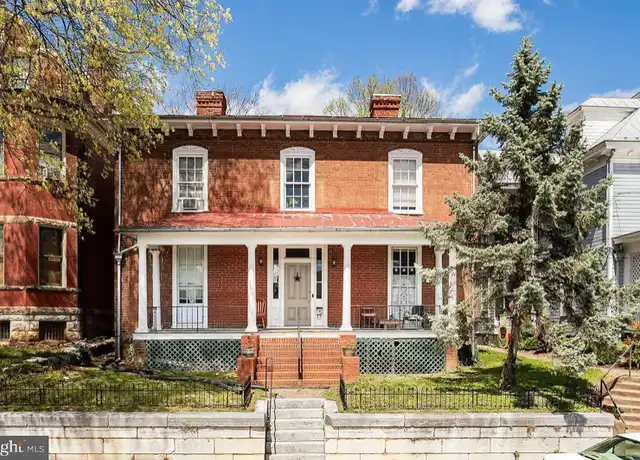 Property at 229 Kalorama St, Staunton, VA, 24401, 7 beds, 3 baths, [object Object]