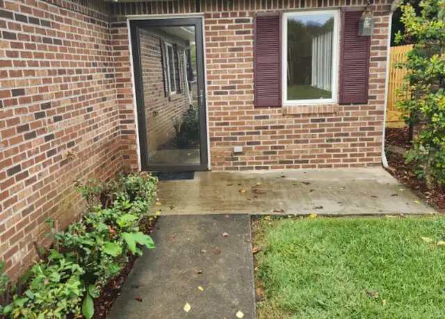 Property at 1108 Estate Dr, Johnson City, TN, 37604, 2 beds, 2 baths, [object Object]