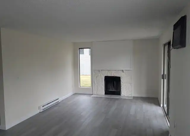 Property at 2212 N Houk Rd Unit 06, Spokane Valley, WA, 99216, 2 beds, 1 bath, [object Object]