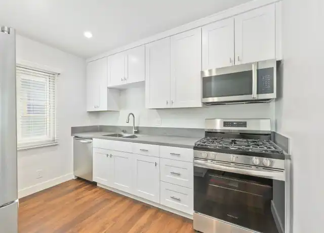 Property at Maple Ave Apartments (TIC) - 1633 E Maple Ave, El Segundo, CA, 90245, 2 beds, 1 bath, [object Object]