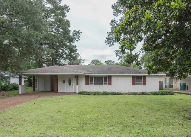 Property at 2004 Spencer Ave, Monroe, LA, 71201, 3 beds, 2 baths, [object Object]
