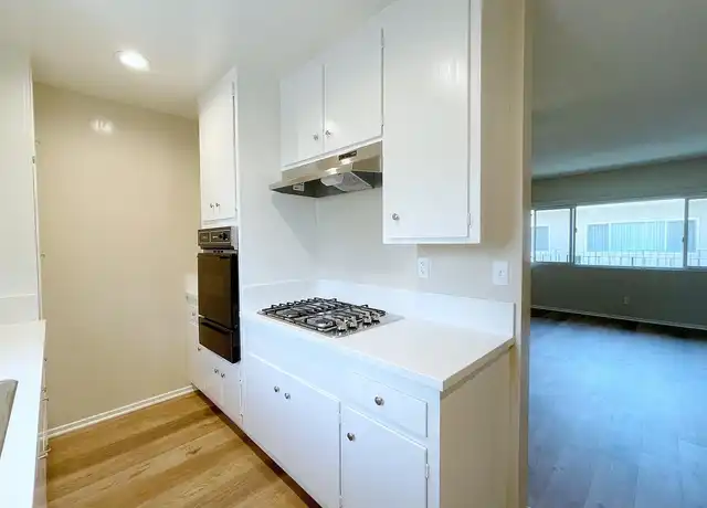 Property at 266 S El Molino Ave, Pasadena, CA, 91101, 2 beds, 1 bath, [object Object]