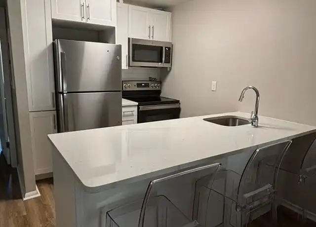 Property at 418 Magnolia St Unit B-3, Kennett Square, PA, 19348, 1 bed, 1 bath, [object Object]