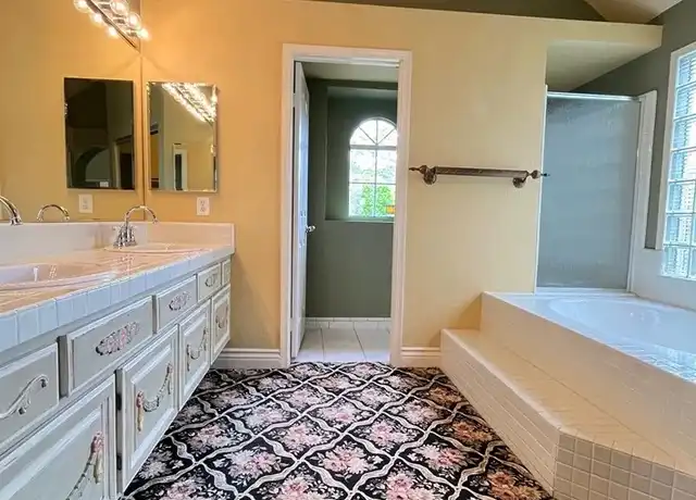 Property at 24112 Country View Dr, Trabuco Canyon, CA, 92679, 3 beds, 2 baths, [object Object]