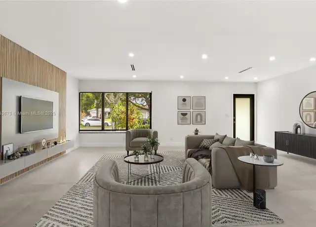 Property at 3336 W Park Rd, Hollywood, FL, 33021, 4 beds, 3.5 baths, [object Object]