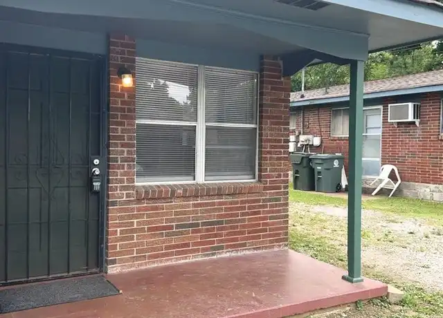Property at 1820 Olive St, Chattanooga, TN, 37406, 2 beds, 1.5 baths, [object Object]