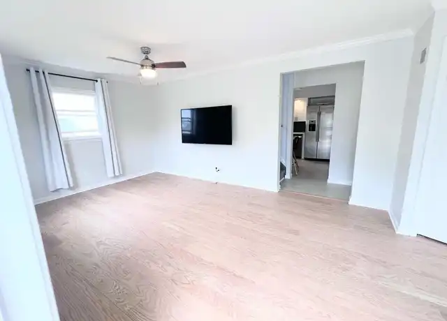 Property at 15 Andover Pl, Bloomfield, NJ, 07003, 3 beds, 2 baths, [object Object]