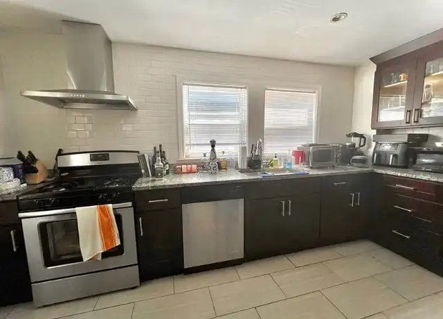 Property at 224 Arlington St Unit 224, Medford, MA, 02155, 3 beds, 2.5 baths, [object Object]