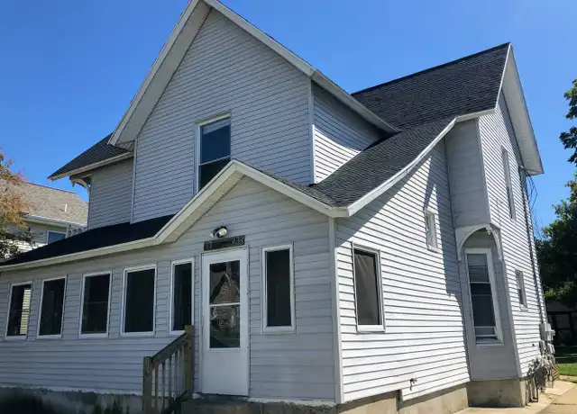 Property at 434 Crawford St SE Unit 2, Grand Rapids, MI, 49507, 3 beds, 1 bath, [object Object]