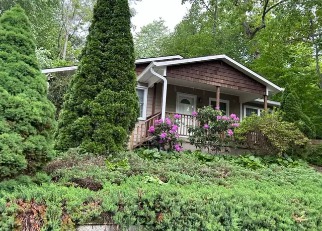 Property at 520 Azalea Ave, Black Mountain, NC, 28711, 3 beds, 2.5 baths, [object Object]