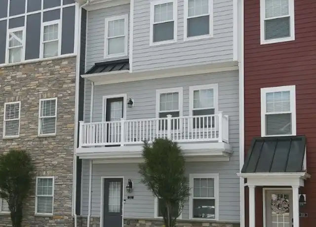 Property at 212 Park Pl, Oakmont, PA, 15139, 3 beds, 2.5 baths, [object Object]