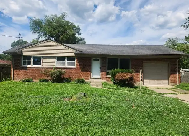 Property at 6126 Middlerose Cir, Louisville, KY, 40272, 3 beds, 1 bath, [object Object]