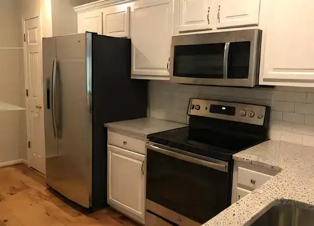 Property at 761 Southwest Dr, Davidson, NC, 28036, 2 beds, 2 baths, [object Object]